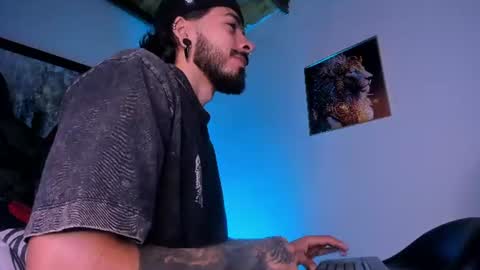 Snapshot of wolferatus chatting on July 19, 11:30 pm wolferatus online show from July 19, 11:30 pm