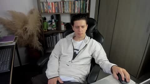 Snapshot of wolker_allan chatting on October 28, 11:47 am wolker_allan online show from October 28, 11:47 am