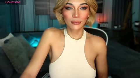 Julia online show from March 20, 6:07 am