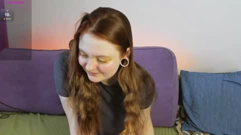 wonderconnie online show from March 14, 8:42 am