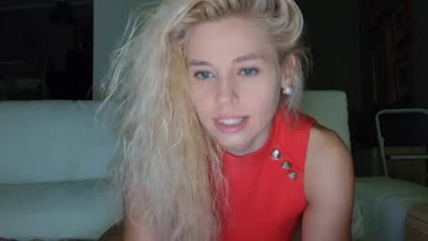 Wonderful Angel online show from August 3, 8:45 pm