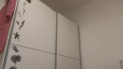 Wondergirl online show from December 14, 12:01 pm