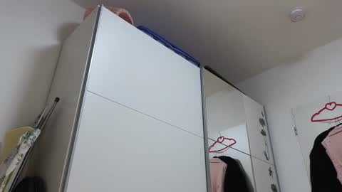 Wondergirl online show from November 1, 8:38 am