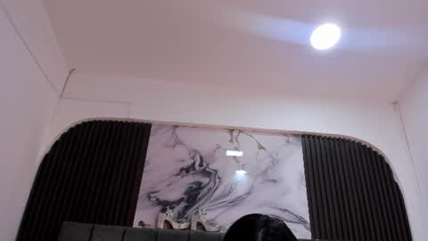 Snapshot of wonderkloe_ chatting on June 14, 2:24 am wonderkloe_ online show from June 14, 2:24 am