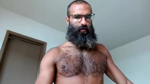 woof_wolf37 online show from June 18, 4:11 pm