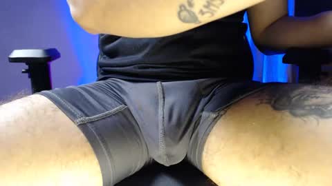 Snapshot of woondeer17 chatting on December 2, 1:36 am Woondeer online show from December 2, 1:36 am