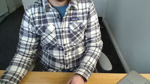 Snapshot of wooyay chatting on December 6, 10:38 am Wooyay online show from December 6, 10:38 am