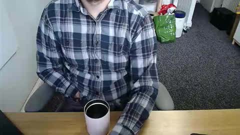 Snapshot of wooyay chatting on October 17, 8:28 am Wooyay online show from October 17, 8:28 am