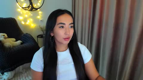 dudetta Kim online show from January 14, 8:42 am