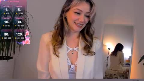 Snapshot of worldsbaby chatting on October 25, 2:35 pm worldsbaby online show from October 25, 2:35 pm