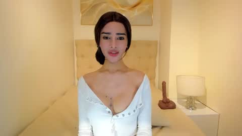 Lily online show from July 15, 5:12 am