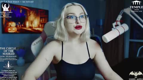 Snapshot of wounded_goddess chatting on November 3, 2:40 pm Goddess Sophy online show from November 3, 2:40 pm