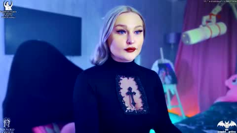 Snapshot of wounded_goddess chatting on February 3, 3:48 am Goddess Sophy online show from February 3, 3:48 am