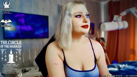 Snapshot of wounded_goddess chatting on March 29, 1:44 pm Goddess Sophy online show from March 29, 1:44 pm