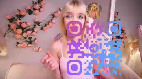 wow_angel online show from May 25, 5:35 am