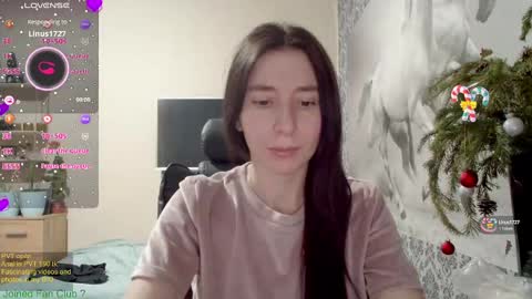 Snapshot of wow_porno_ chatting on January 1, 11:05 am Anna online show from January 1, 11:05 am