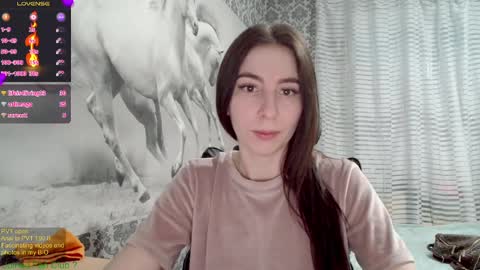 Snapshot of wow_porno_ chatting on February 22, 5:46 pm Anna online show from February 22, 5:46 pm