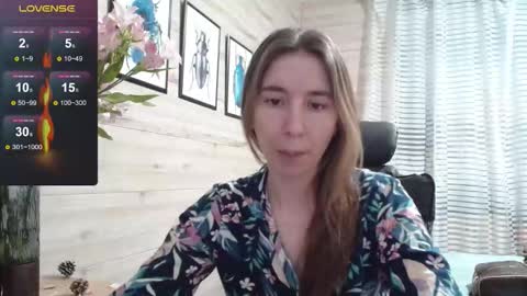 Snapshot of wow_porno_ chatting on November 22, 3:00 pm Anna online show from November 22, 3:00 pm