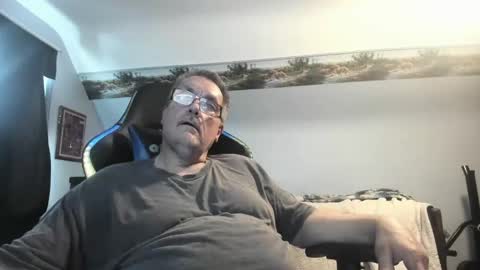 wowsers2022 online show from March 3, 9:05 pm