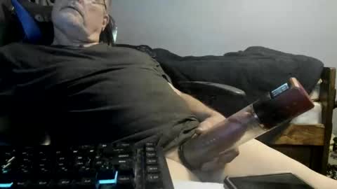 wowsers2022 online show from November 25, 4:34 am