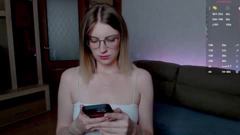 Snapshot of wowsugar chatting on February 3, 12:10 pm Eva online show from February 3, 12:10 pm