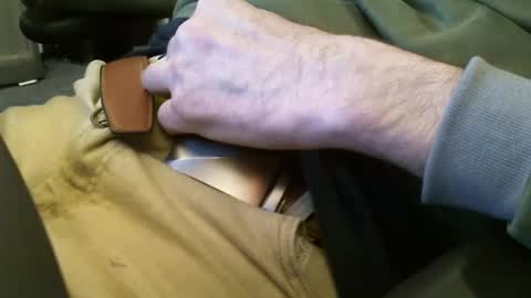 wrangleat0r online show from December 8, 1:35 am