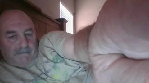 Snapshot of wtng4u chatting on April 11, 5:17 pm wtng4u online show from April 11, 5:17 pm