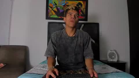 Snapshot of wyatt_2 chatting on October 25, 10:56 am wyatt online show from October 25, 10:56 am