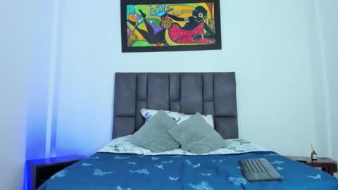 Snapshot of wyatt_2 chatting on November 15, 12:13 pm wyatt online show from November 15, 12:13 pm