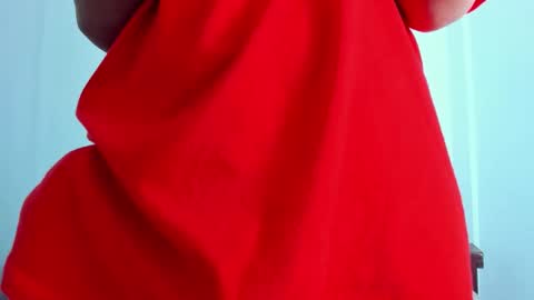 Snapshot of wyatt_2 chatting on November 23, 12:05 pm wyatt online show from November 23, 12:05 pm