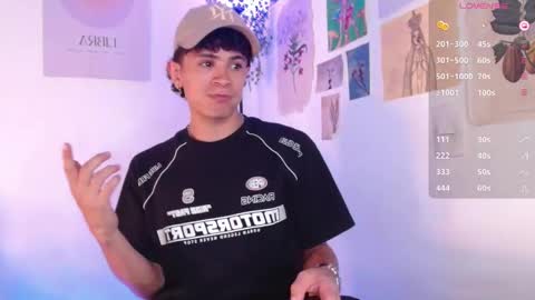 Snapshot of wyatt_444 chatting on December 11, 4:07 am wyatt online show from December 11, 4:07 am