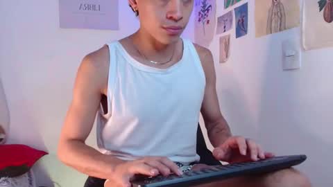 Snapshot of wyatt_444 chatting on December 23, 5:22 pm wyatt online show from December 23, 5:22 pm