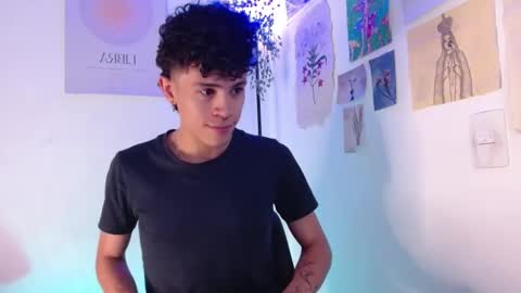 Snapshot of wyatt_444 chatting on December 27, 4:36 am wyatt online show from December 27, 4:36 am