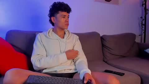 Snapshot of wyatt_444 chatting on January 3, 4:00 am wyatt online show from January 3, 4:00 am