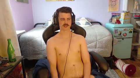 Wyatt online show from December 5, 6:48 pm