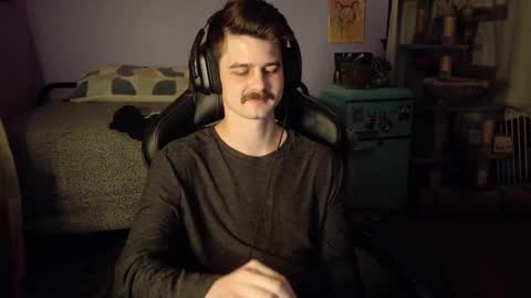 Wyatt online show from December 23, 6:00 am