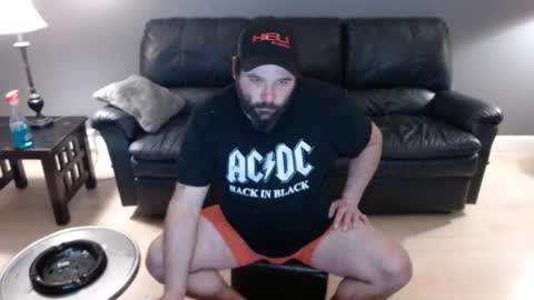 Snapshot of x69xsmilyx69x chatting on January 8, 3:29 am Kevin online show from January 8, 3:29 am