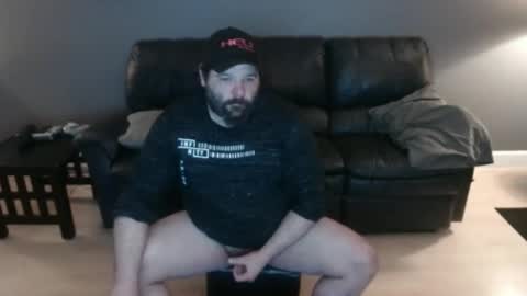 Snapshot of x69xsmilyx69x chatting on February 27, 7:12 am Kevin online show from February 27, 7:12 am