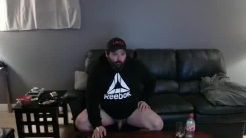 Snapshot of x69xsmilyx69x chatting on March 2, 6:37 am Kevin online show from March 2, 6:37 am