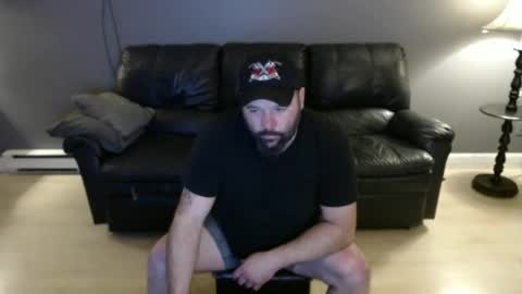 Snapshot of x69xsmilyx69x chatting on October 12, 2:54 am Kevin online show from October 12, 2:54 am