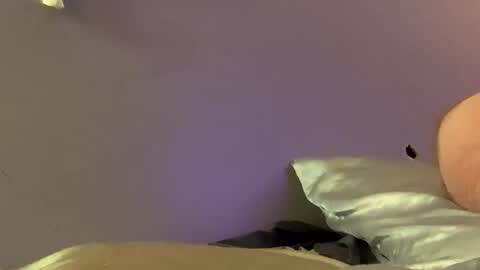 Snapshot of x7i3zuvfcwxym8naezgb chatting on September 21, 3:52 am Whatyouwantbest online show from September 21, 3:52 am