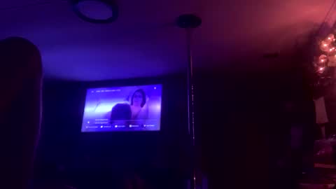 Snapshot of x7i3zuvfcwxym8naezgb chatting on October 7, 7:27 am Whatyouwantbest online show from October 7, 7:27 am