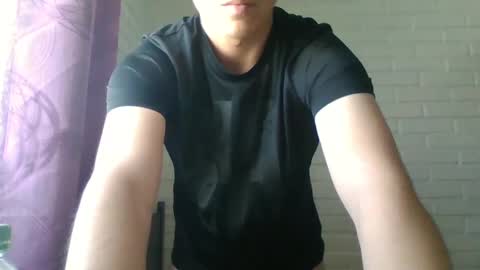 Snapshot of x_andrescam chatting on October 14, 4:19 pm x_andrescam online show from October 14, 4:19 pm