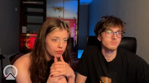 Philipp and Este online show from May 26, 9:22 pm