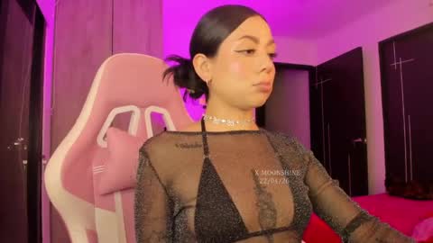     s  s      s   online show from April 23, 4:46 am