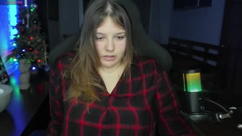 LOVE NERDS ONLY online show from January 5, 11:01 pm