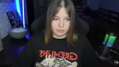 LOVE NERDS ONLY online show from September 15, 3:39 am