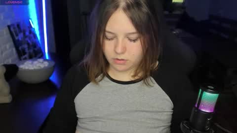 LOVE NERDS ONLY online show from September 17, 3:30 am