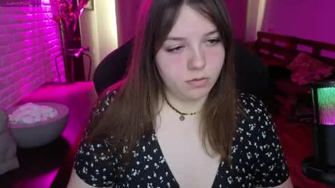 LOVE NERDS ONLY online show from May 4, 3:35 am