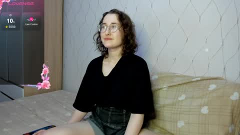 Snapshot of x_purr_agatha_x chatting on May 19, 3:51 pm Agatha online show from May 19, 3:51 pm